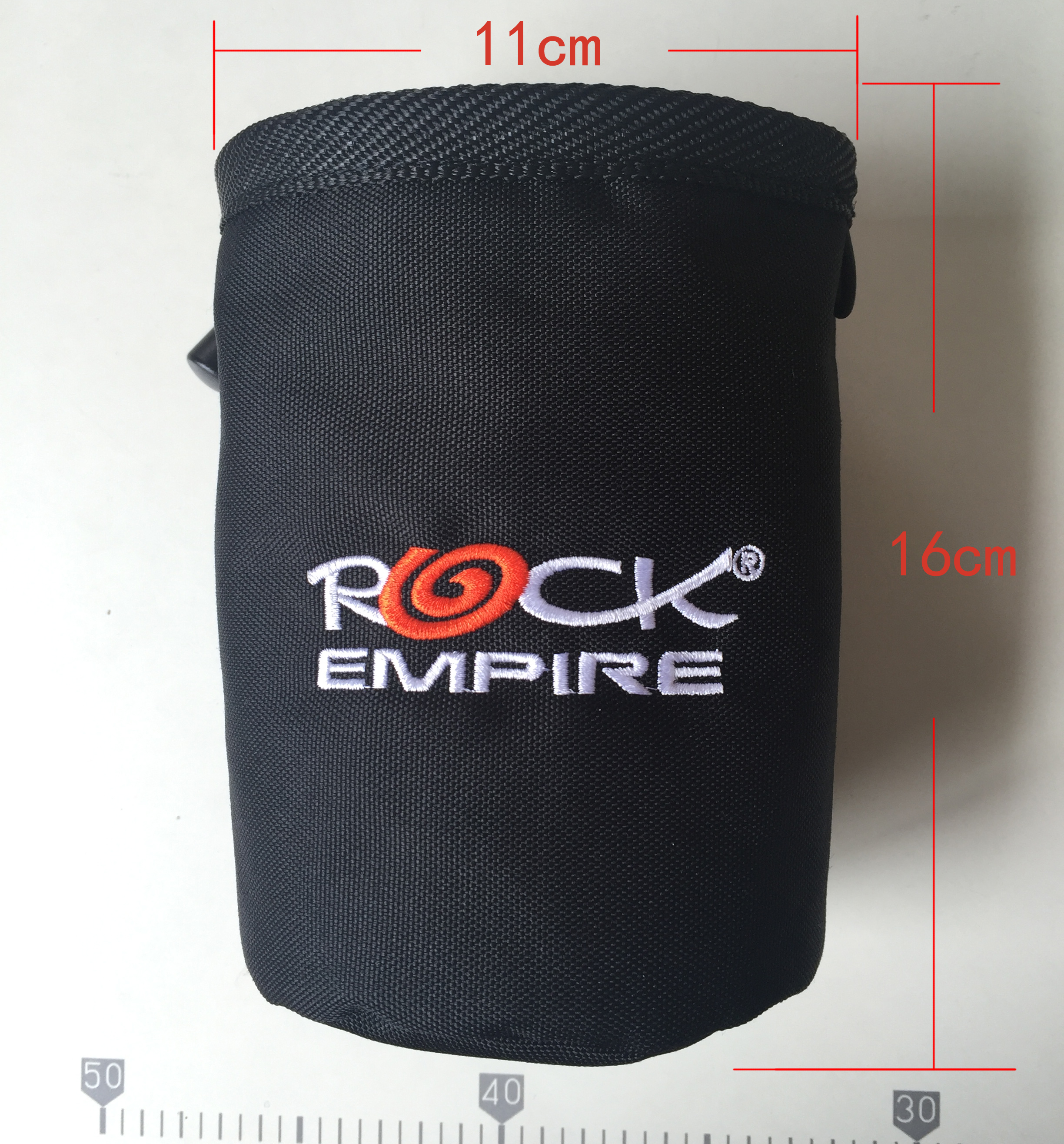 Send belt outdoor rock climbing magnesium powder bag magnesium powder ball dry hand powder bag small piece storage bag rock climbing magnesium slingshot bag