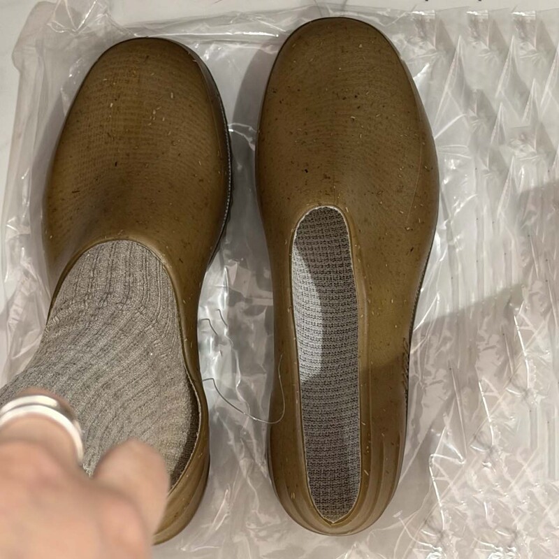 Breathable Garden Rain Boots 2026 New Model Waterproof Non-Slip Wear-Resistant Rubber Shoes Non-Stinky Lightweight Eco-Friendly Rain Boots for Women