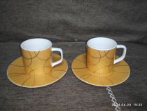 Nestlé coffee plate coffee cup set of 2 2010 yellow gold thread limited edition plate diameter about 14 3CM