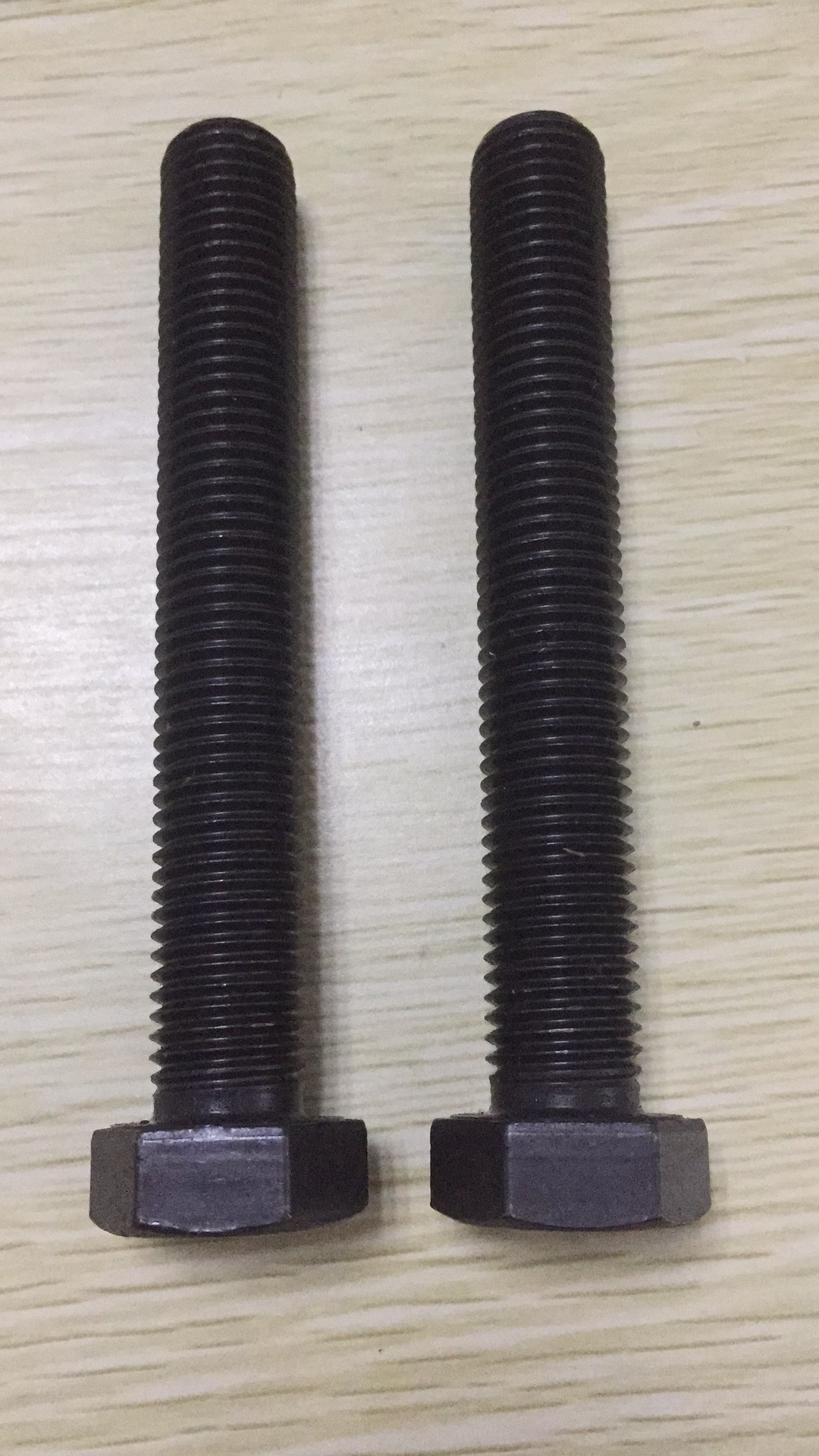 12 9 level full tooth full thread external hexagonal bolt screw M20 * 70-80-100-120-150-160-200