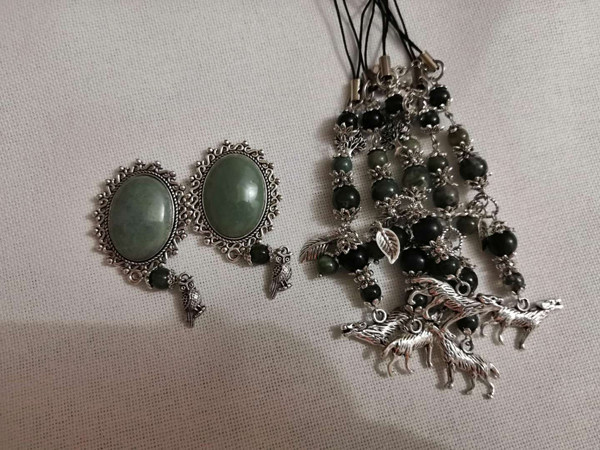 Suction needle scissors pendant 8