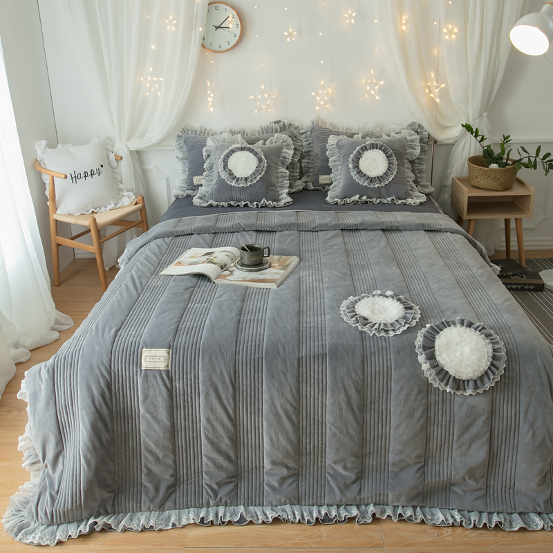 Winter bedding short plush Crystal velvet bed skirt four-piece set derivative seam process beautiful gray