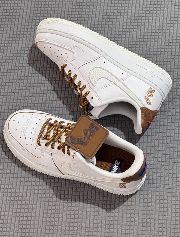 Original Nike Women's Air Force 1 Af1 White Brown Air Force Low-Top Sneakers Hf5716-111