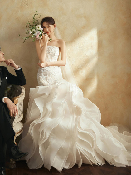 影楼拍照主题服装抹胸蕾丝鱼尾油画复古简约轻奢摄影写真婚纱礼服