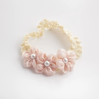 Розовый, 3 маленьких цветка