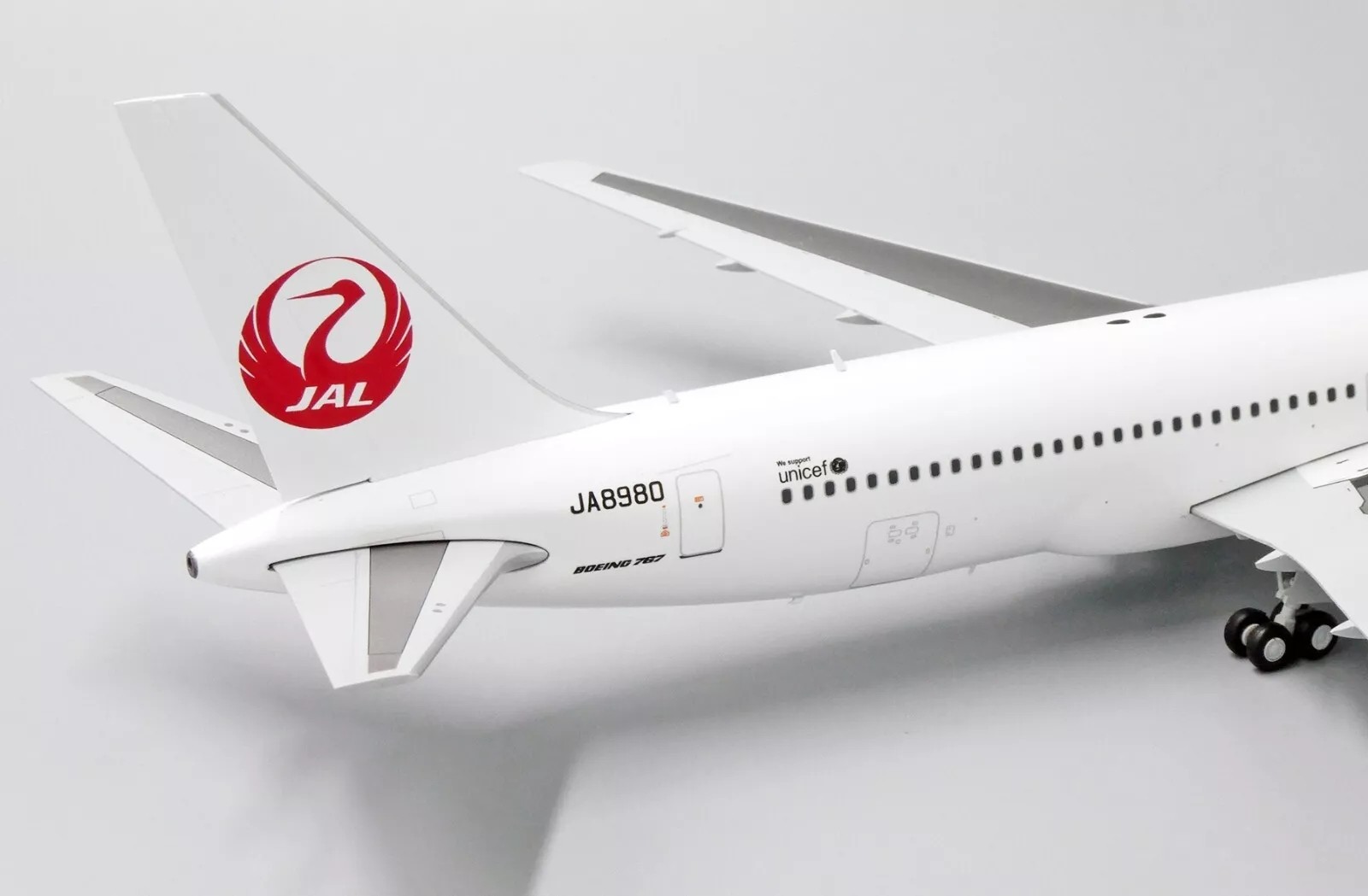 JC WINGS 1/200 JAL Boeing 767-300 JA8980 EW2763003 Finished