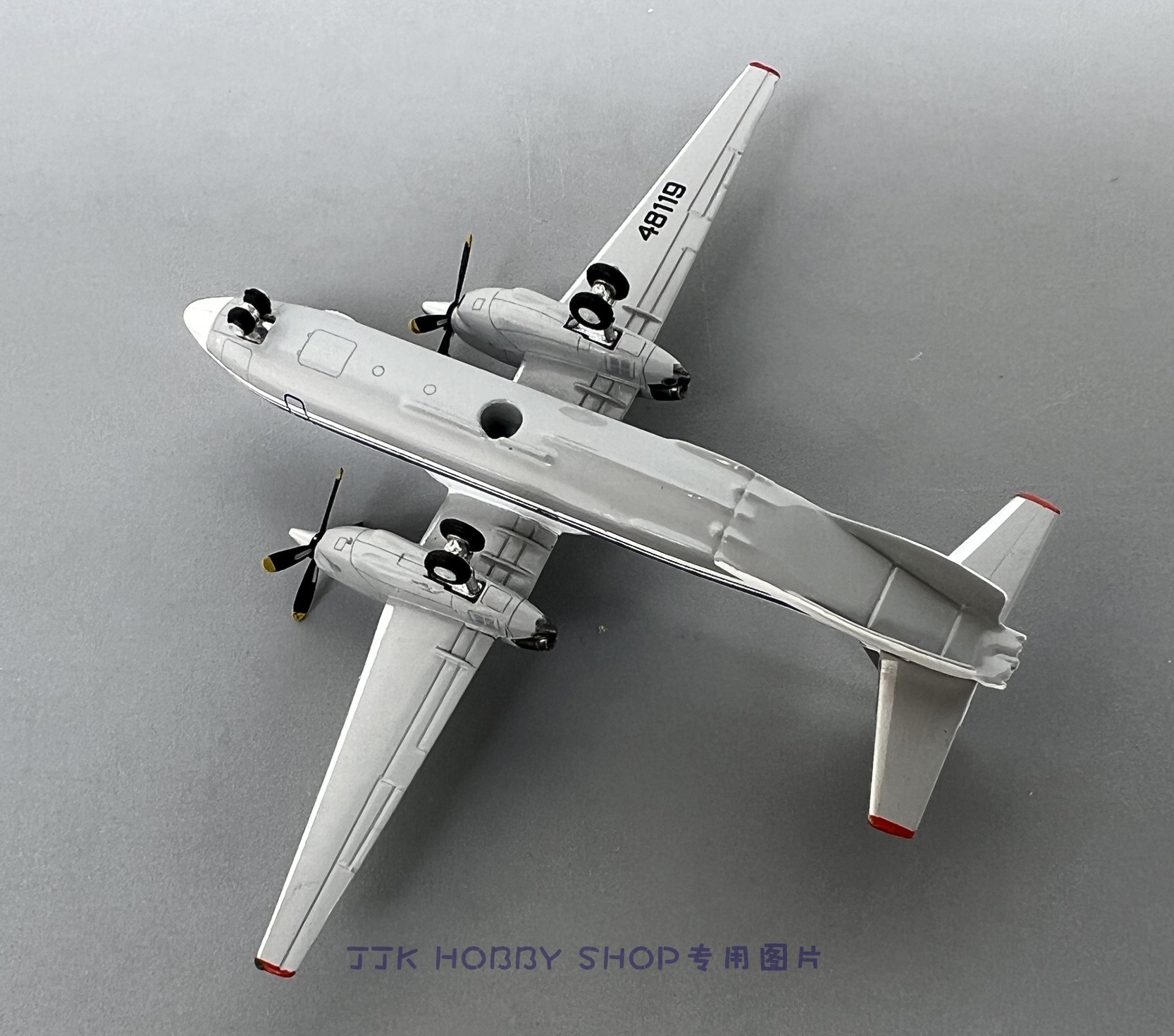 見事な創造力 Bureau Design Antonov 1/400 Wings JC An-32 plane transport 航空機・ヘリコプター