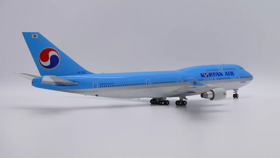 JC Wings 1/200 Korean Air Boeing 747-400 HL7461 XX20187 Finished