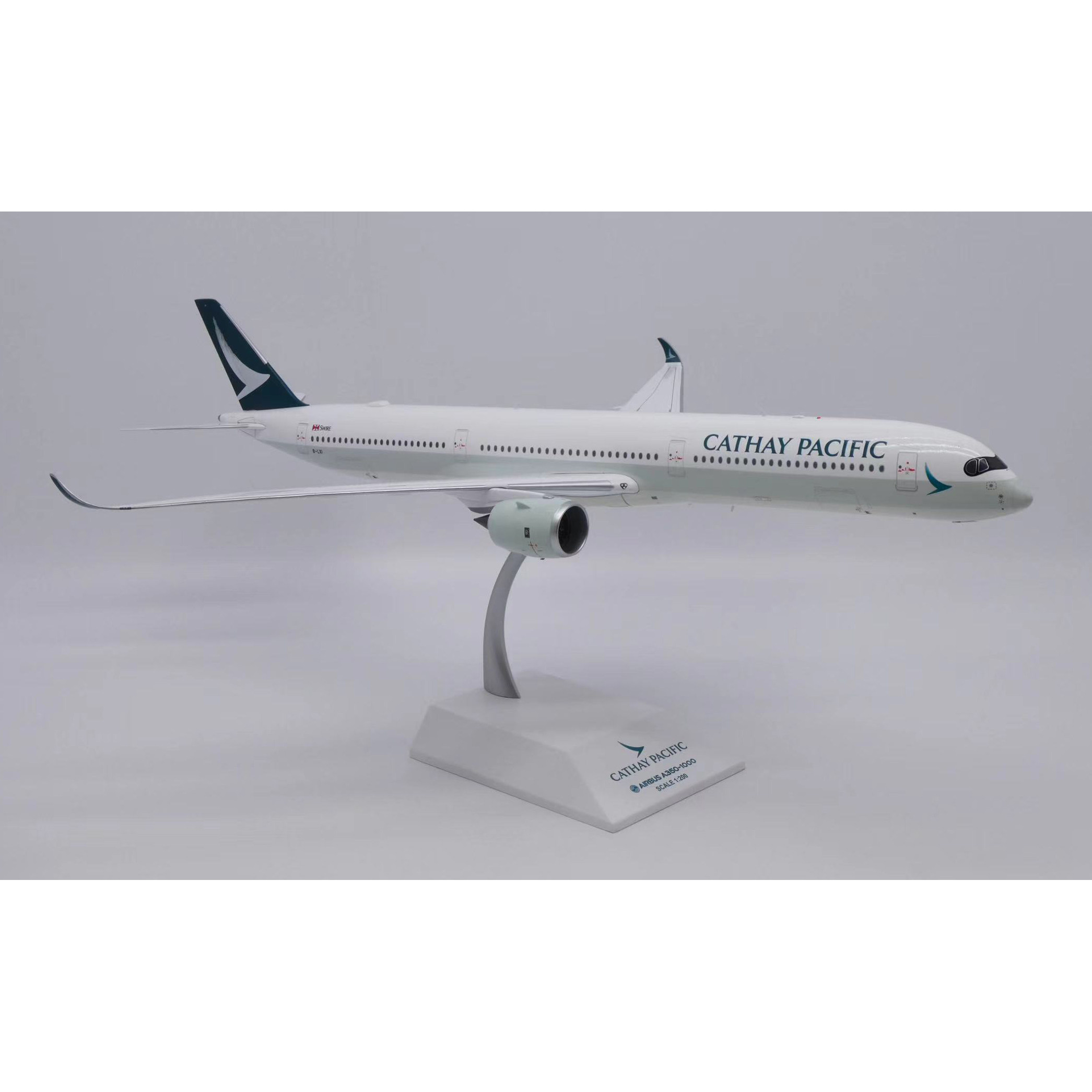 航空機・ヘリコプター Cathay Pacific Airbus A350-1000 1/200 Z² 1/200 Cathay Pacific Airways Airbus A350-1000 B-LXI CX8100