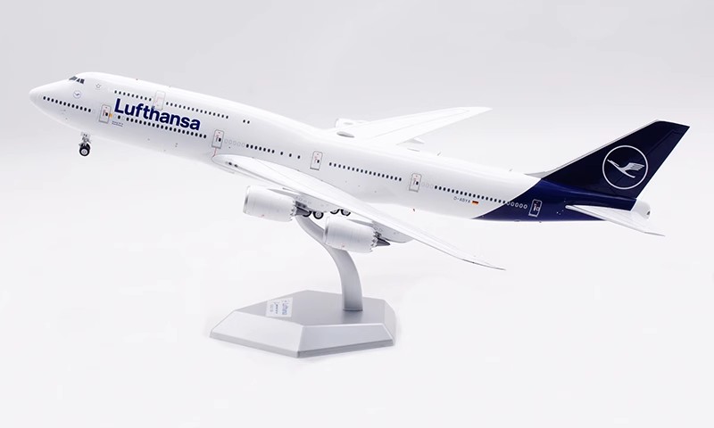 Lufthansa Boeing 747-8 スケール1/200 ScaleModelStore.com :: JC Wings 1:200 - EW2748003