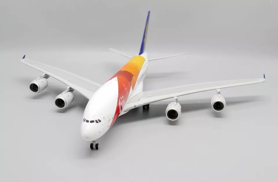 JC Wings 1/200 Singapore Airlines SG50 Airbus A380-800 9V-SKJ