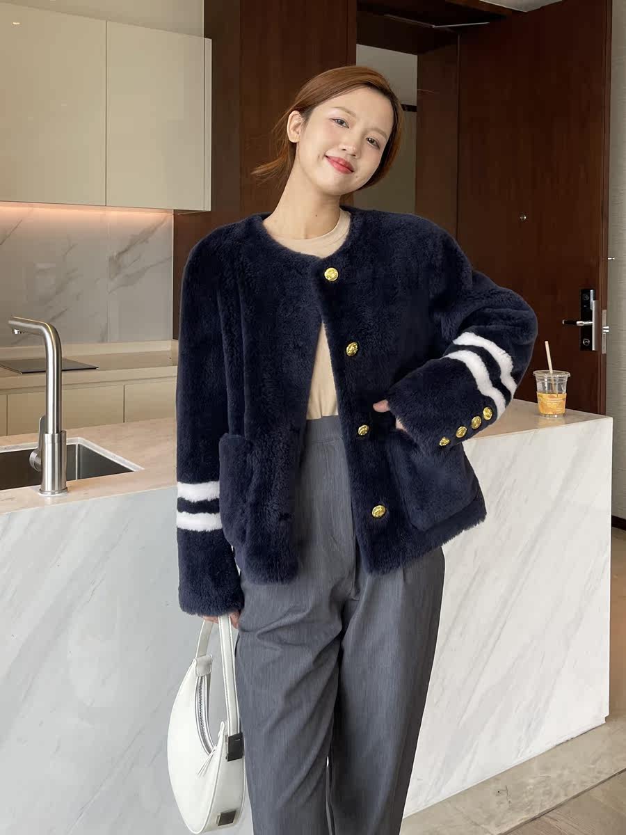 College style lamb wool sheep shearling coat fur integrated short 2022 winter new fur coat coat women