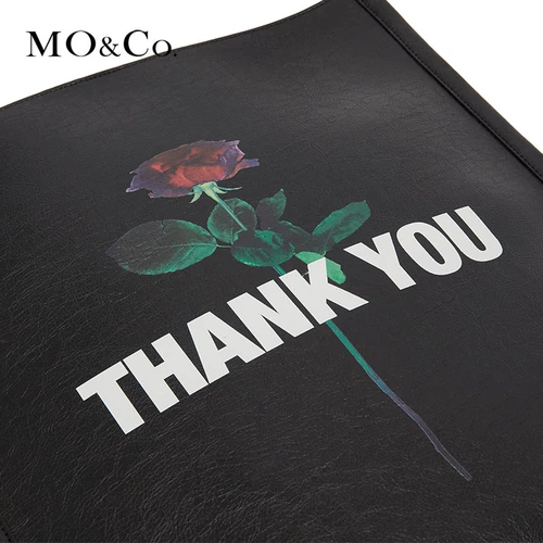 Moco Spring и осень Новые продукты 15 -летие рок -роза Печатная сумка для плеча MAI3HBG006 MO ANKE