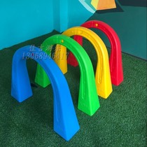 New three-dimensional drill cave kindergarten drill hole toy 8 sets of game drill hole plastic drill ring