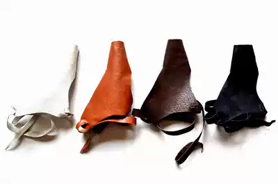 Traditional shooting method (female finger)