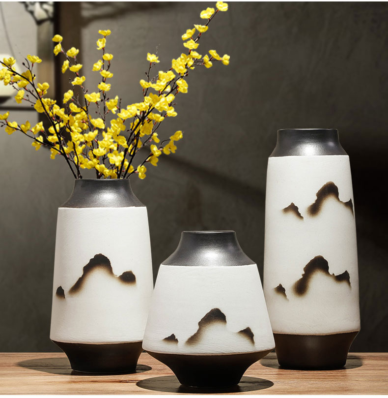 The New Chinese jingdezhen ceramic vase museum interior furnishing articles ornaments in the sitting room porch decoration flower arranging dried flowers