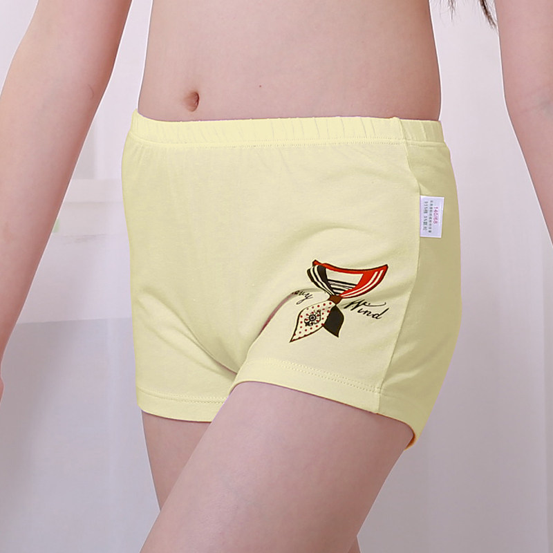 [USD 14.03] 4 girls cotton boxer briefs in large children cotton baby