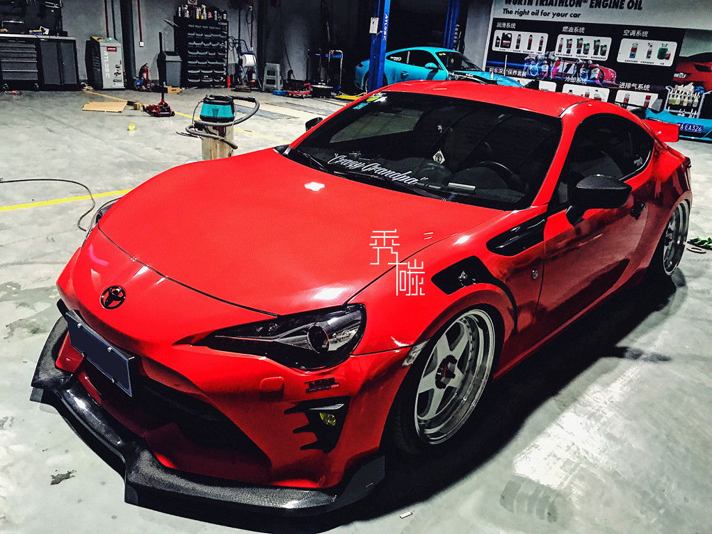 萬事得17款gt86碳纖維前唇前鏟 豐田86改裝碳纖維下巴 86碳纖維小包圍 露天拍賣