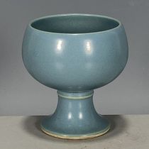 European return of old goods antique porcelain antique collection old porcelain Ming Ru kiln azure goblet collection of old porcelain objects