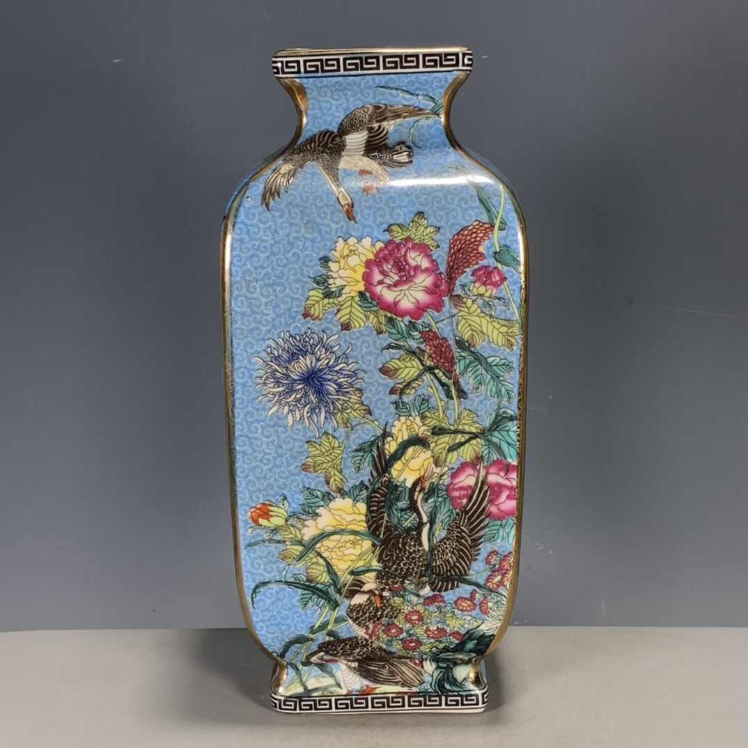 中国美術 色絵 大花瓶 飾り壺 金彩 アンティーク （中国美術