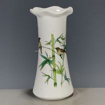 Antique porcelain folk old goods collection Qing Dynasty Qianlong year pastel flower bird and bamboo peace vase with flower mouth