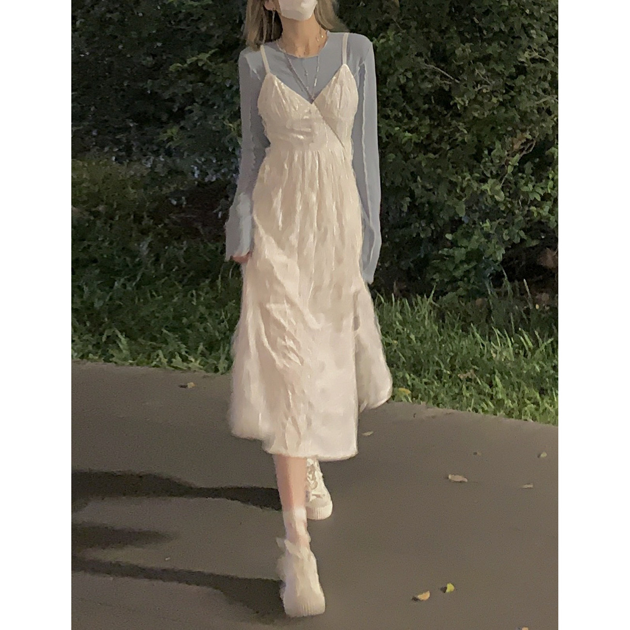 DREAM SEVEN77 white harness for women 2022 Summer new V-collar method Folds Fairy long dress