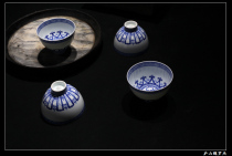 Shopkeeper Xtreme original imitation Ming Yongle blue and white inner painting deformation treasure Xianghua tapered bottom hand-in-hand painted chicken heart bowl cup