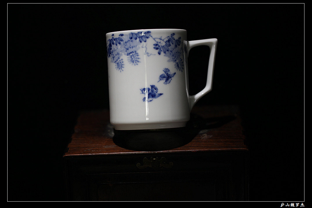 Straight handle straight mouth large lid cup Jingdezhen Gaogong Cao Dabing hand painted blue and white plus color all kinds of teacups Wei Roger custom