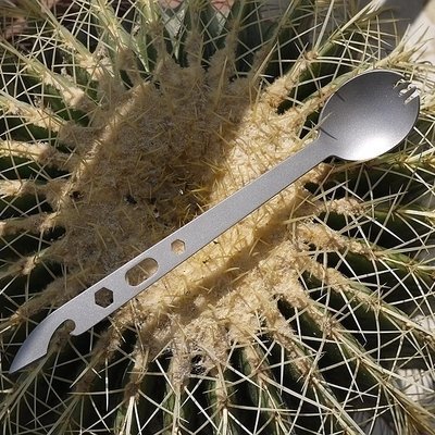 Food God fork, multi-function long-handled spoon, screwdriver wrench, both anti-wolf titanium alloy and 304 stainless steel