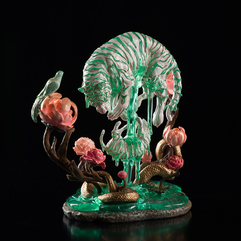 The Dream of the End of the Last Dream Series 10th Play Favorites (Beloved) > Resin Art Statue