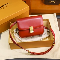 Красный, маленький