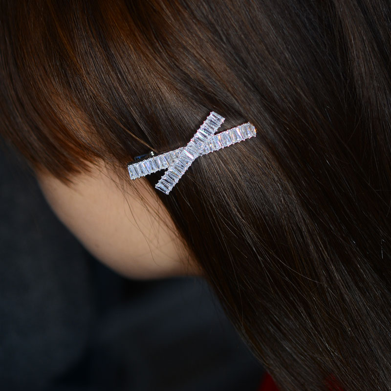 Japan-ROK version of high-end zircons stone inlaid with butterfly junction duckbill clip Riverside Nip clip Side gripping holder hairpin hairpin haircut Hair Accessories