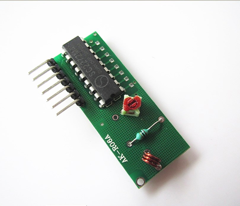 5V radio reception module 5V ultra regenerating band decoding four-way wireless signal output door Forbidden Machine Siren module