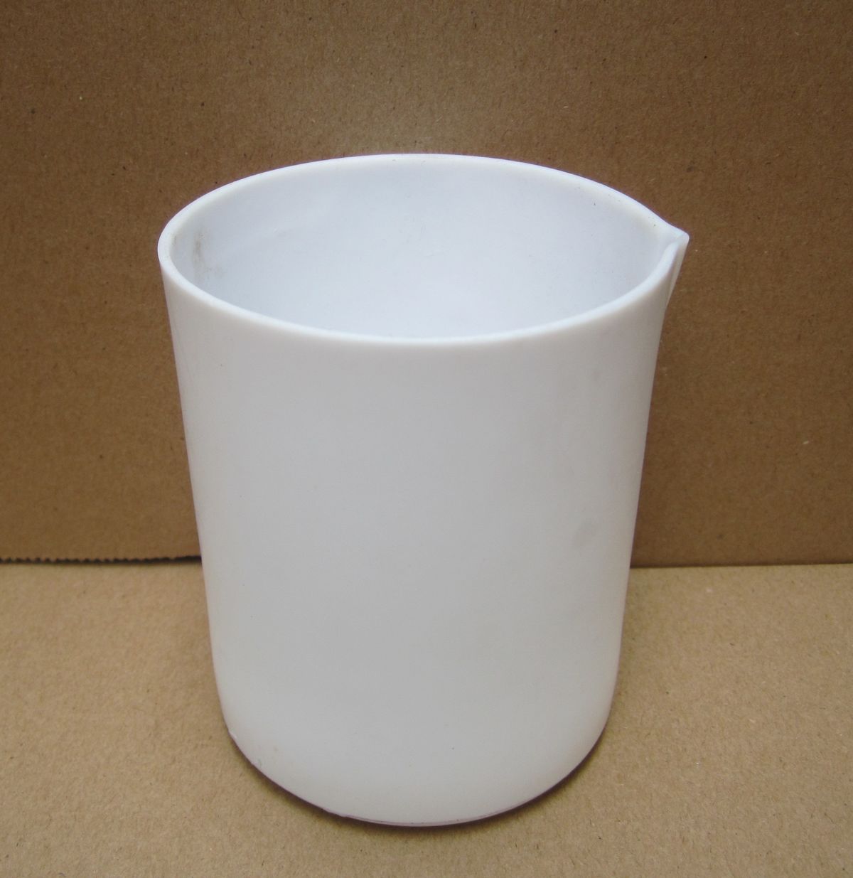 聚四氟乙烯烧杯 F4烧杯 耐酸碱杯50ml 100ml 150ml 200ml 250ml