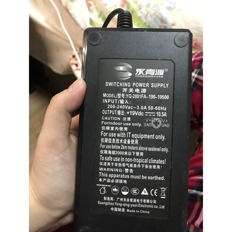 200W 19V10.5A Four-Pin Computer All-In-One Power Adapter Cable Yq-2001Fa-190-10500