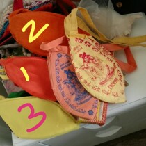 Vegan-coloured candidite bag for the colour of the pearl