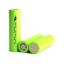 Domestic full capacity 18650 2000mAh lithium battery 3 7V strong light flashlight charging treasure is suitable