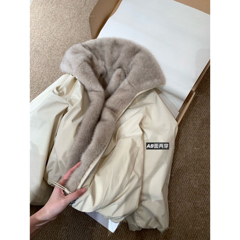 The Bulldozer Shop: Ed's Reversible Fur Coat! a Rare Find