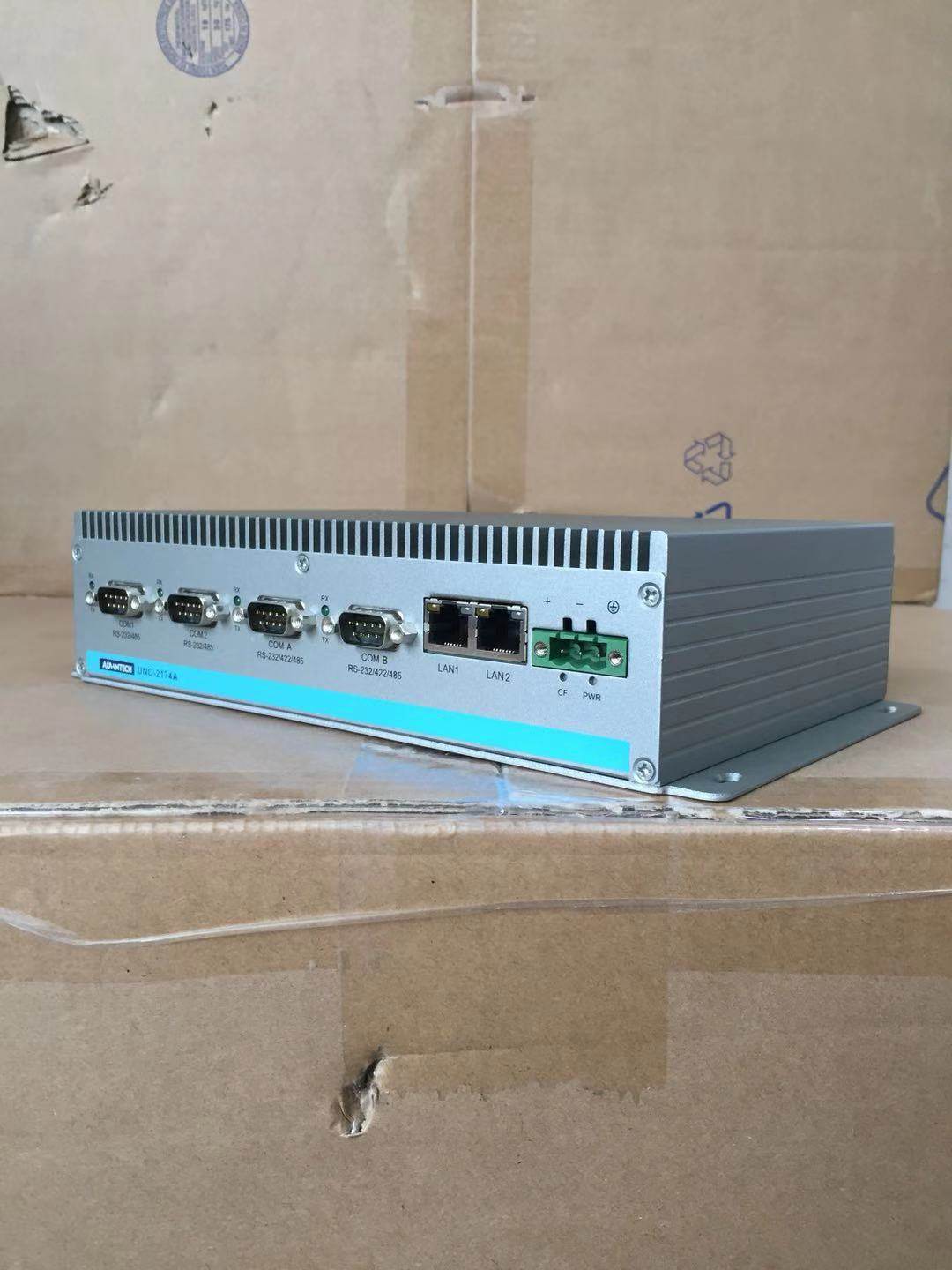 UNO-2174A-A33E research and development D510 Embedded fan-free industrial computer industrial computer double network port control table