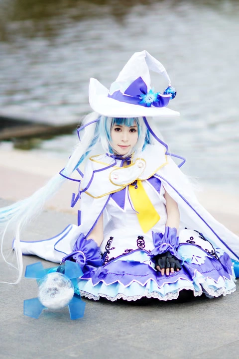 [605 cánh thực sự chụp] Tuyết 2014 cô gái ma thuật Hatsune thêu máy tính cos phiên bản cuối cùng cosplay