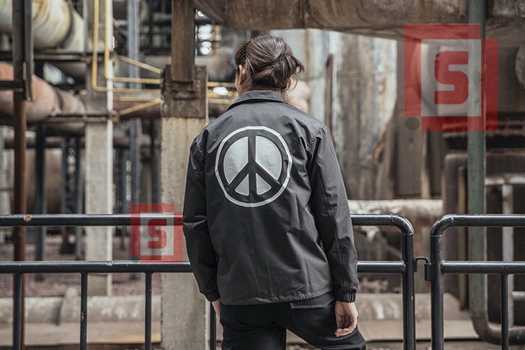 Bonfire Four Seasons Dopper Hòa bình Thế giới Hòa bình Áo khoác thể thao không thấm nước Tide Thương hiệu Coach Jacket Men - Cao bồi quần jean nam ống rộng
