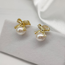 Playful bow pearl ear clip without ear hole age reduction air quality CC decoration sweet handmade painless ear decoration