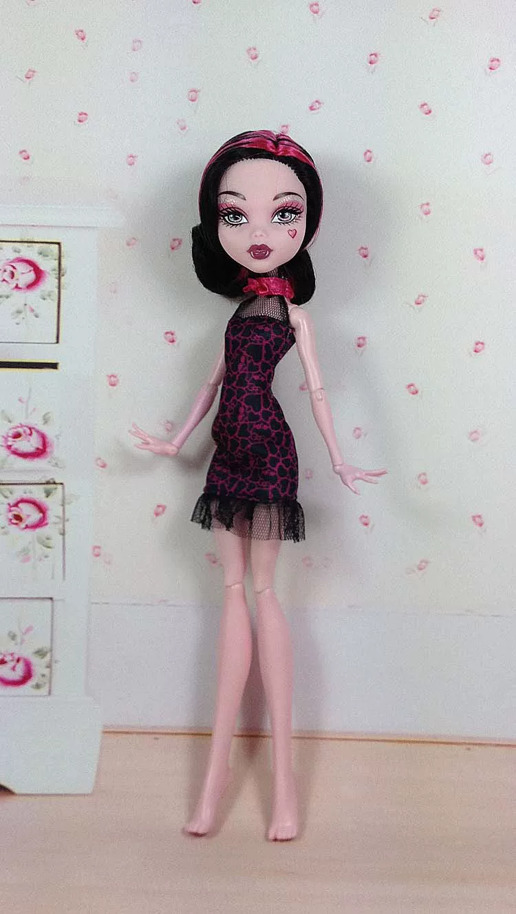 Кукла Monster High, разные стили (рыбная/девочка/волчица), высота до 30 см, разные цвета