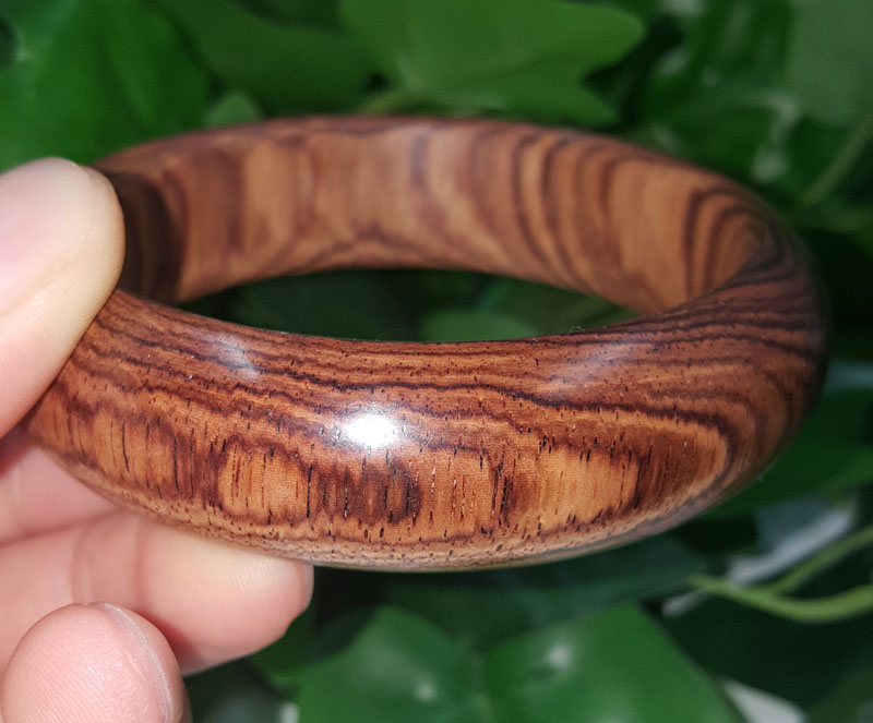 Wooden Hainan Huanghuali bracelet pattern first-class special offer to send brocade bags