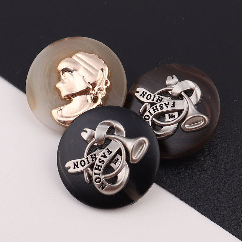 High-end resin suit retro coffee black metal combination button coat windbreaker coat high-foot button button