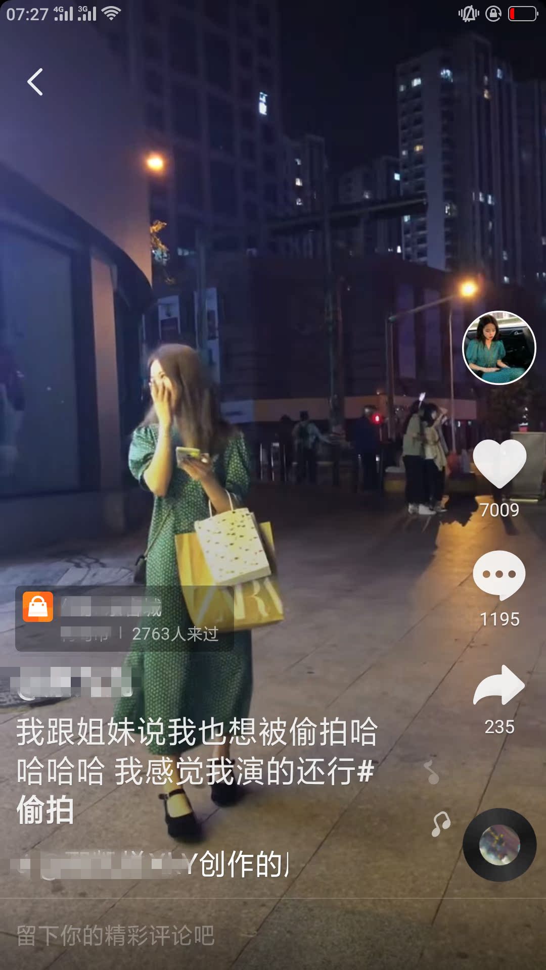 Mùa hè phiên bản mới của Hàn Quốc in lưới màu đỏ thon gọn giảm béo hoang dã in cổ chữ V nữ sang trọng - Sản phẩm HOT áo kiểu trung niên u50