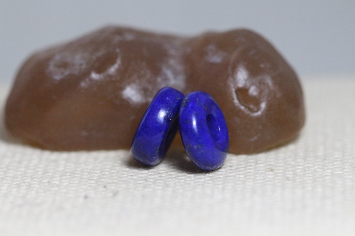 Raw ore Lapis lazuli ring clip pair Diameter 1 1 thickness 0 4 N103