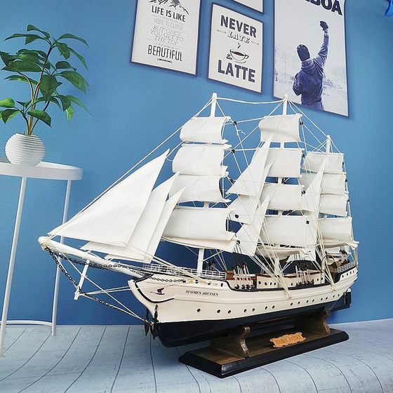 European-style boat smooth sailing sailing model ornaments solid wood boat home decoration light luxury creative birthday gift large