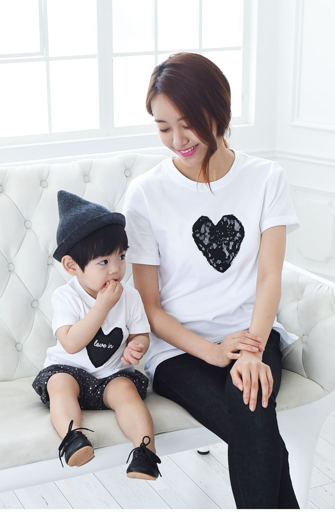 Cha mẹ và con mùa hè đầm ba t-shirt gia đình nhà 2018 làn sóng mới bé bốn gia đình mặc mẹ và con gái mẹ và con