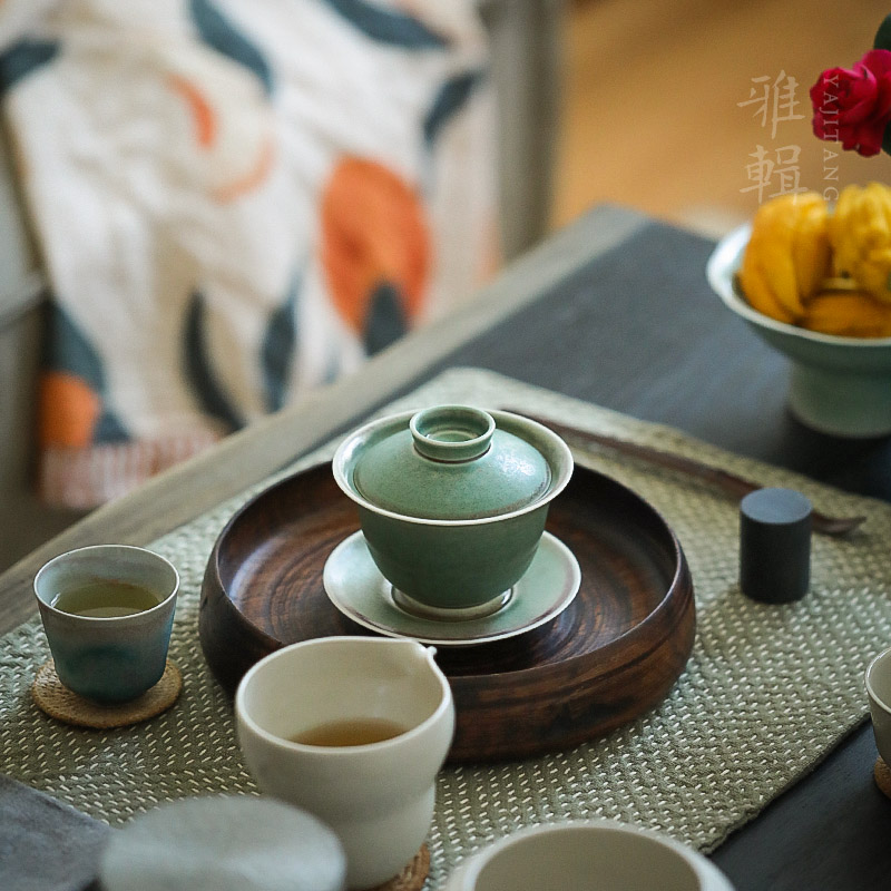 Elegant Spring Summer High Temperature Kiln Change Green Glazed Cover Bowl Kung Fu Tea With Handmade Ceramics